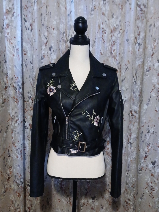 Ashley By 26 International Jackets & Blazers - Ashley By 26 International Black Floral Embroidered Leather Moto Jacket